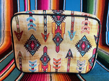 Load image into Gallery viewer, Arrow ~ Train ~ Case