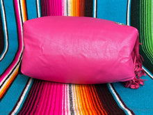 Load image into Gallery viewer, Arrow ~ Train ~ Case