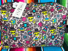 Load image into Gallery viewer, Alien ~ Makeup ~ Bag