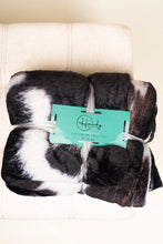 Load image into Gallery viewer, Moo-Ment ~ Plush ~ Sherpa ~ Blanket