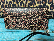 Load image into Gallery viewer, Leopard ~ Tote ~ Bag ~ Set