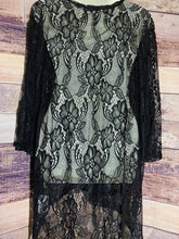Load image into Gallery viewer, Long Sleeve Black Lace Kimono (OS)