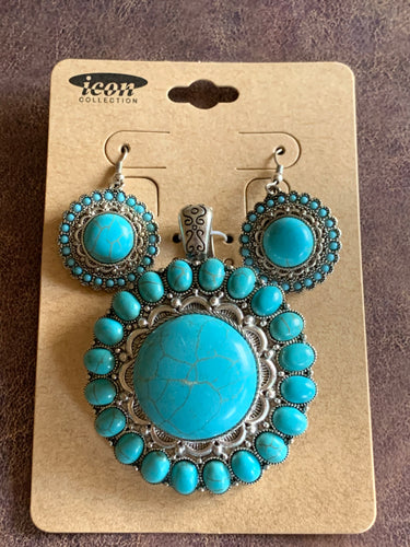 Turquoise Pendant Set