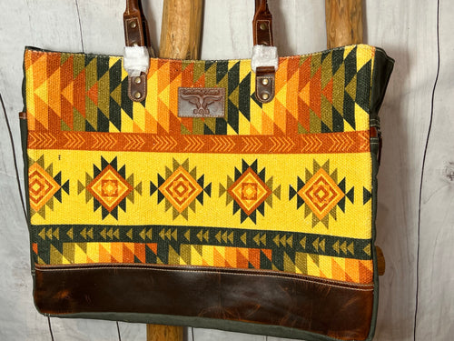 AZTEC ~ WEEKENDER ~ BAG