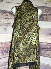 Load image into Gallery viewer, Women&#39;s ~ Sleeveless ~ Leopard ~ Kimono (OS)