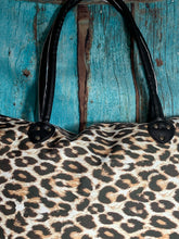 Load image into Gallery viewer, Leopard ~ Weekender ~Bag